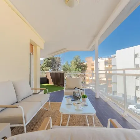 Bright 2-bedroom With Terrace And Parking Near The * 萨洛