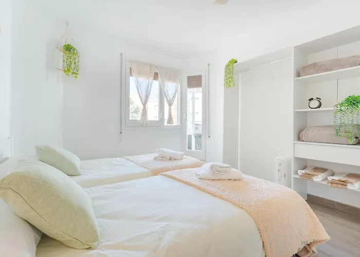 公寓 Bright 2-bedroom With Terrace And Parking Near The 萨洛