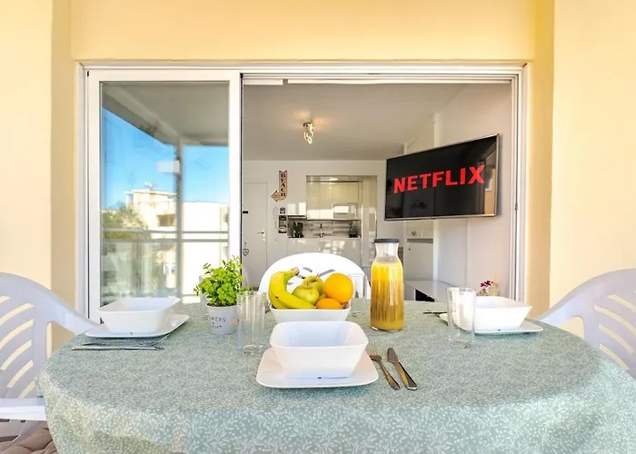 Bright 2-bedroom With Terrace And Parking Near The 公寓 *